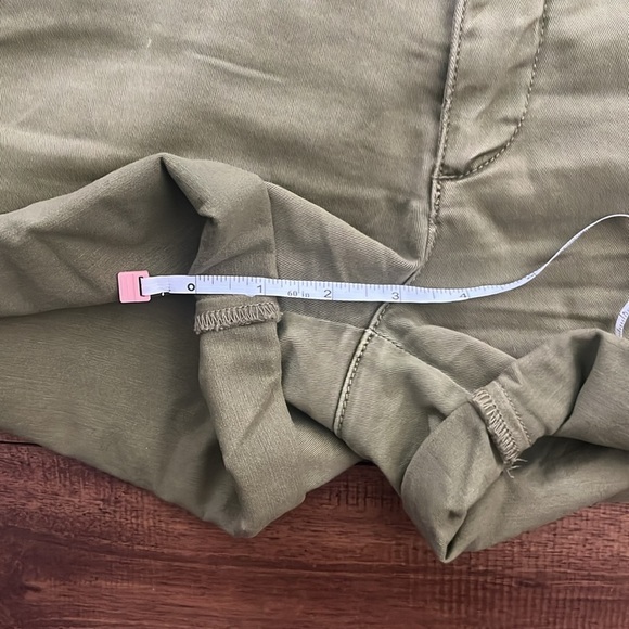 ANTHROPOLOGIE Green Mid-Rise Chino Shorts Size 26 - Picture 10 of 11